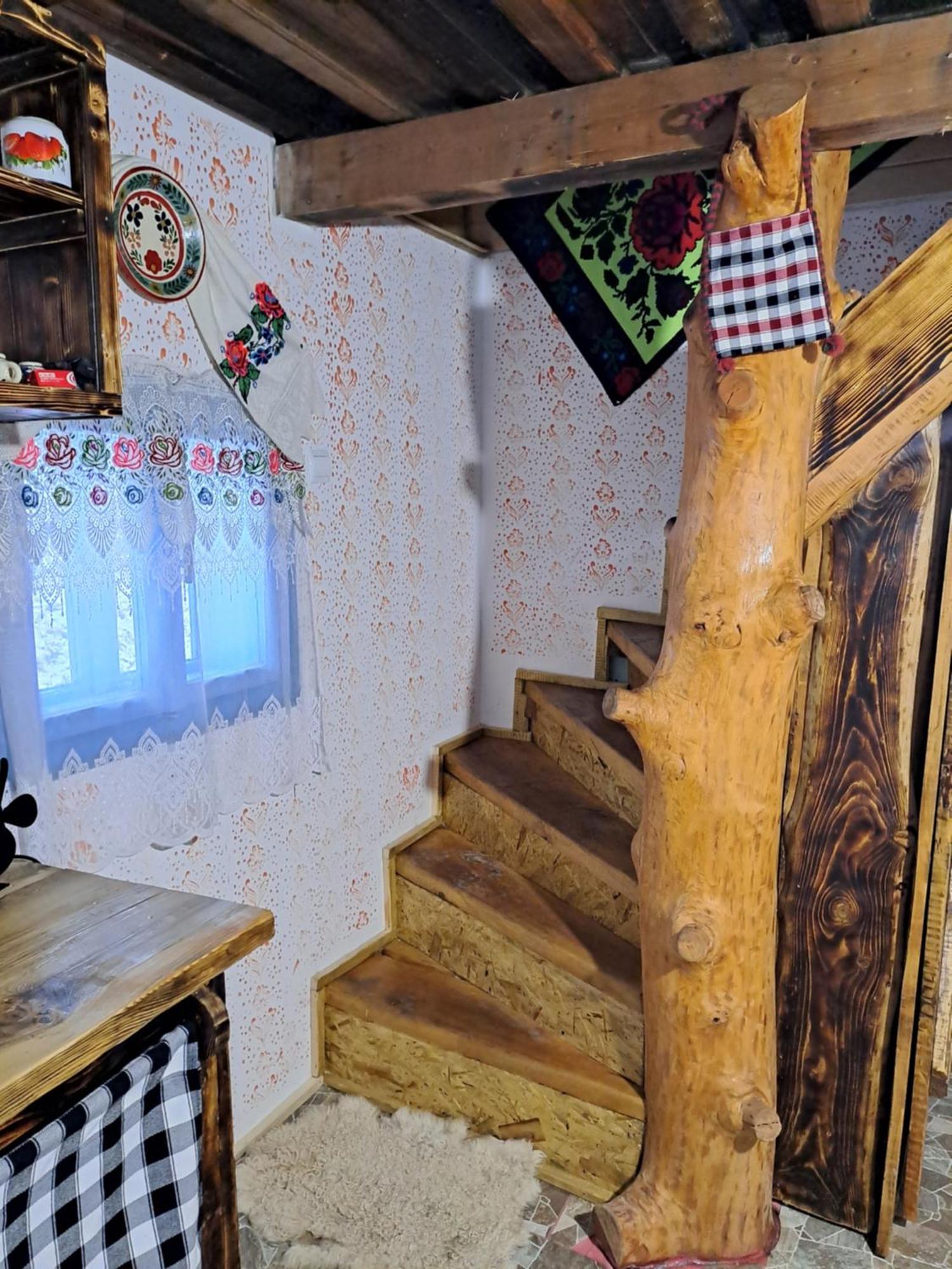 Complex Traditional Casuta Bunicilor-Breb Екстер'єр фото